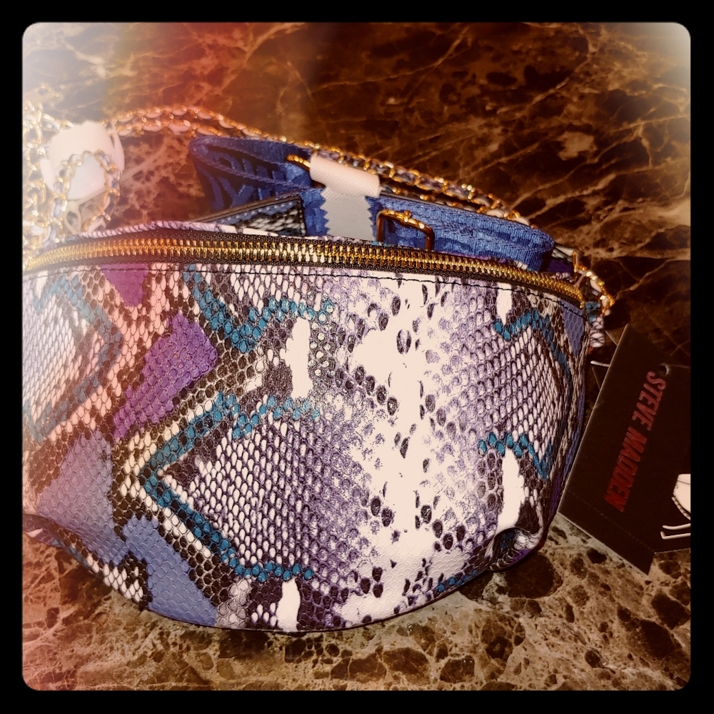Steve Madden Belt Bag